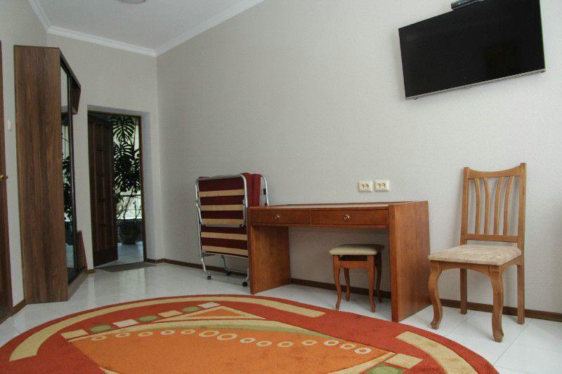 Comfort Hotel Kovel' Exterior photo
